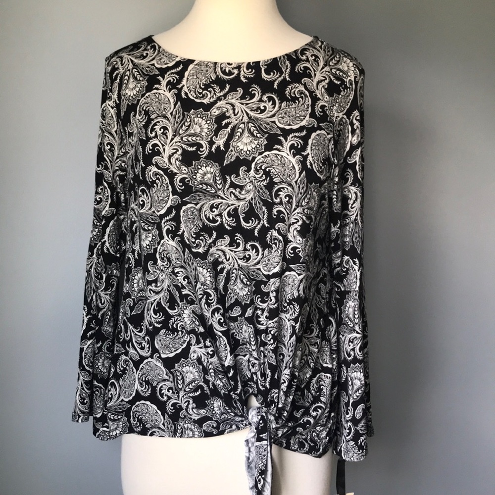 NEW E. Maline Black and White Paisley Top PL